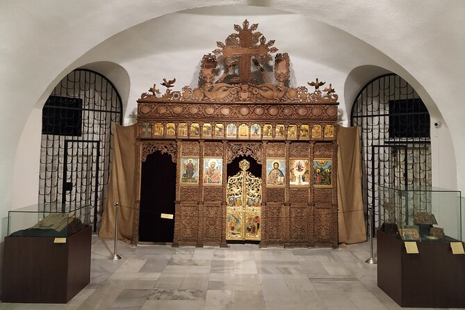 Art Gallery Sightseeing Tour in Sofia - Art Scene in Sofia