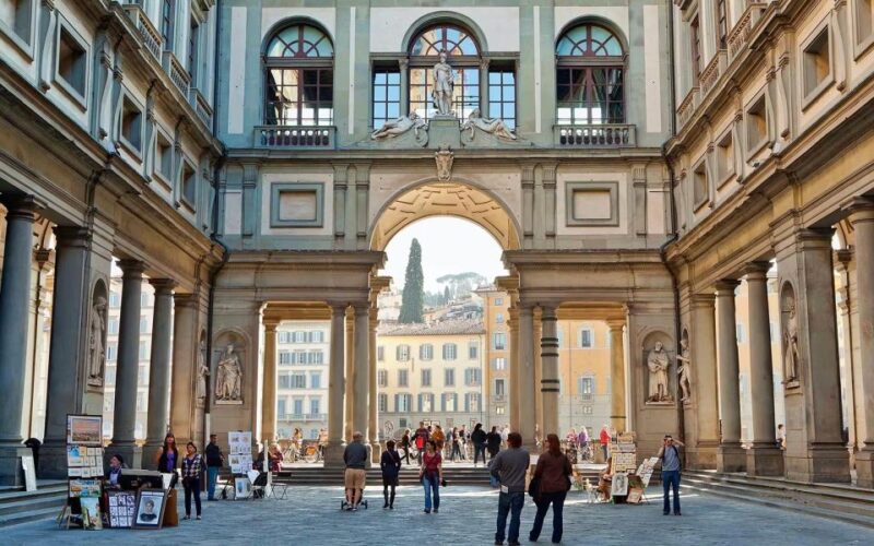Art & History at Uffizi: Medici Influence & Terrace Views - Key Points