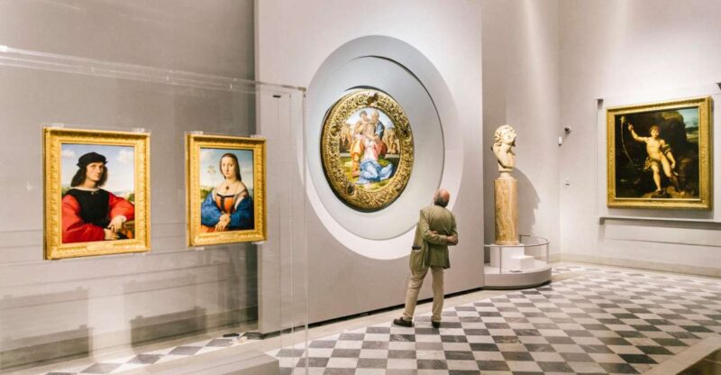 Art & History at Uffizi: Medici Influence & Terrace Views - Botticellis "The Birth of Venus"