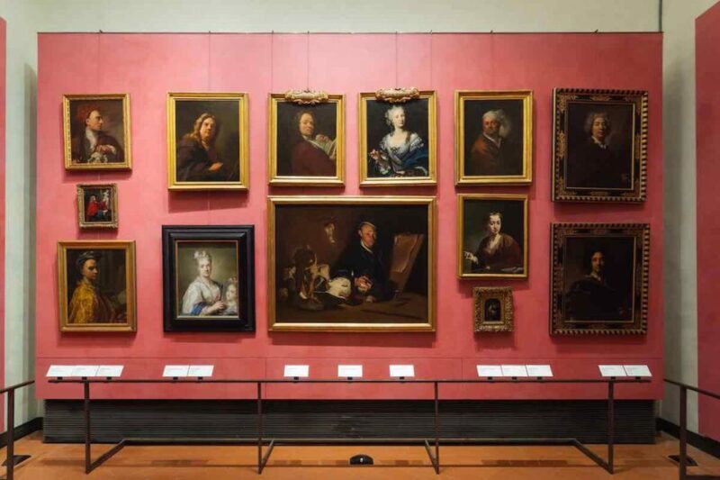 Art & History at Uffizi: Medici Influence & Terrace Views - Skip the Ticket Line