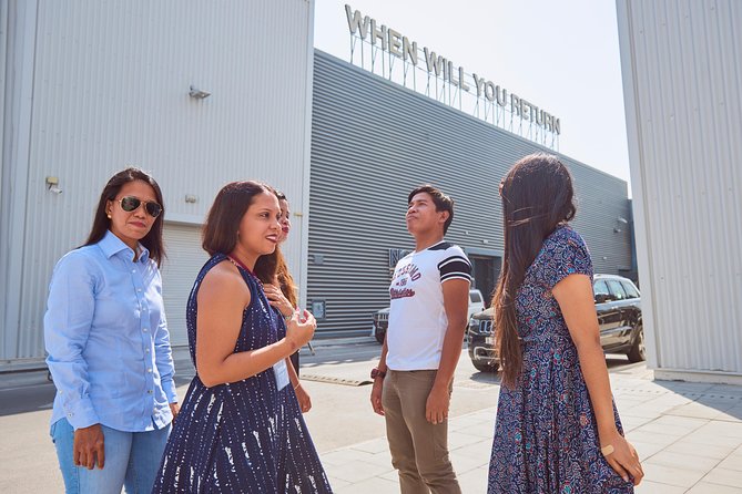 Art, Jewels & Chocolate Tour of Dubai - Visiting Art Galleries