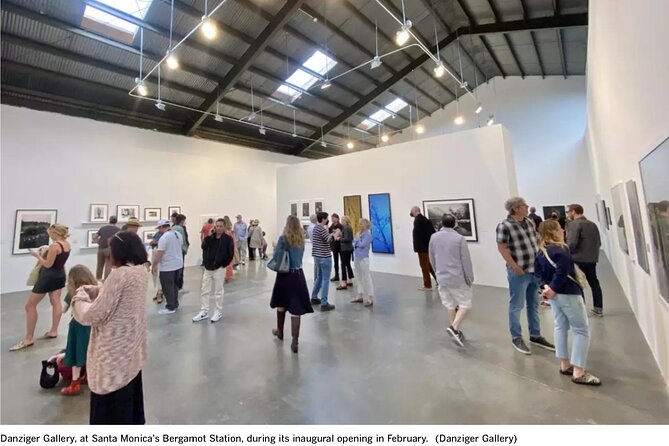 Art Openings in Los Angeles Saturday Night Private Tour by Aaron - Booking and Cancellation
