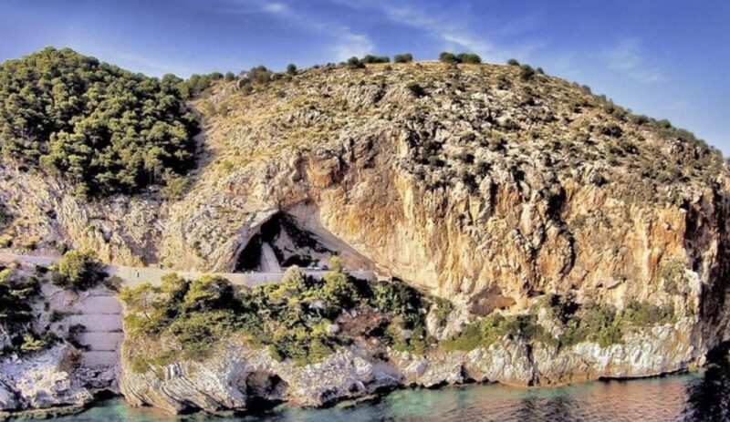 Arta Caves and Market Excursion - Itinerary Details