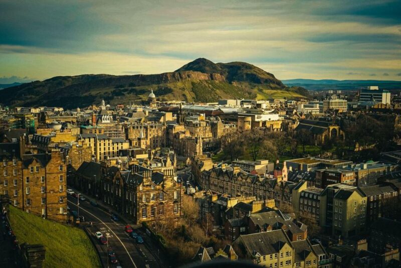 Arthurs Seat In App Audio Tour: a Vertiginous Hike - Edinburghs Dormant Volcano
