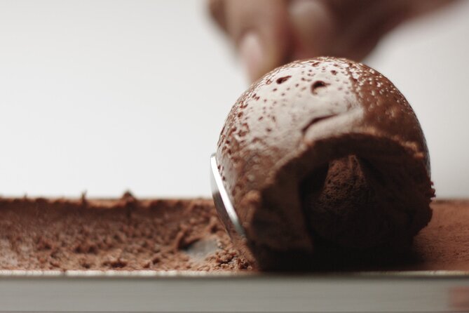 Artisanal Ice Cream Pasta Course in Castellana Caves - Instructor and Focus