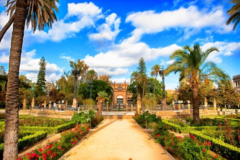 Artistic Seville 3-Hour Sightseeing Tour and Cruise - Key Points