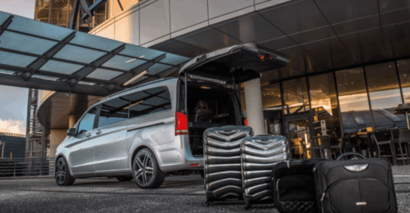 Arturo Merino Benítez Intl Airport: Shared Transfer - Luggage Allowance