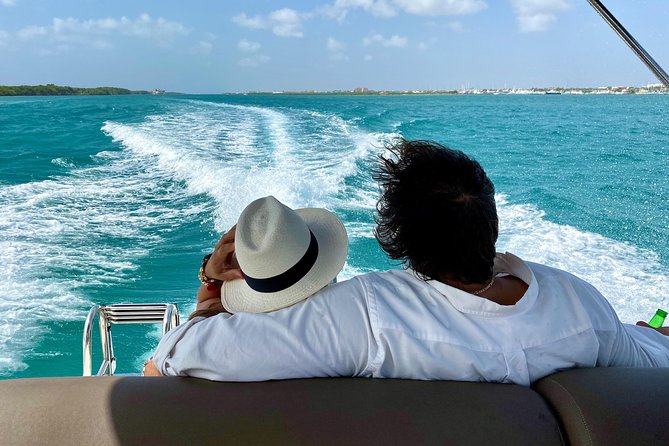 Aruba Element Private Boat Charter (L-Lounge) - Accessibility and Physical Fitness
