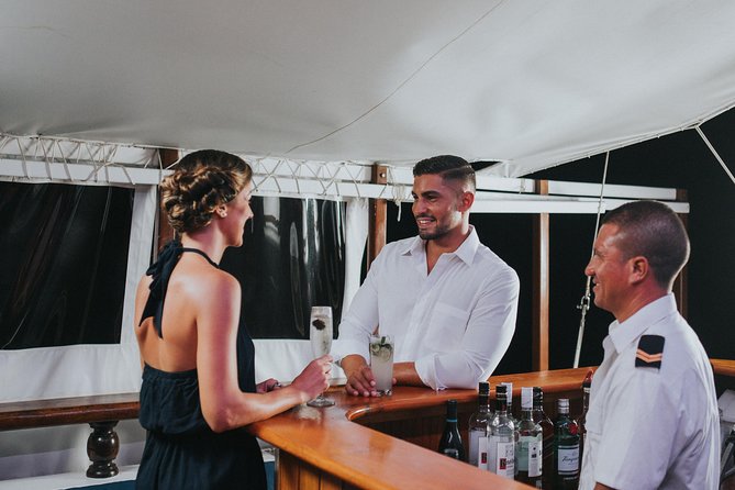 Aruba: Four-Course Caribbean Dinner Cruise Experience - Customer Reviews and Ratings