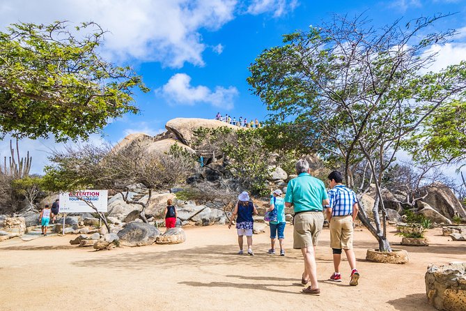 Aruba Island Sightseeing Tour - Natural Bridge