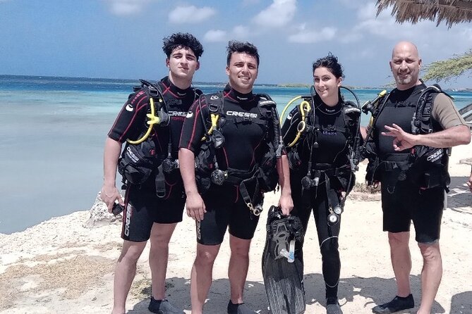 Aruba PADI Scuba Diving Program Non Certified Divers - Instructor Feedback and Safety