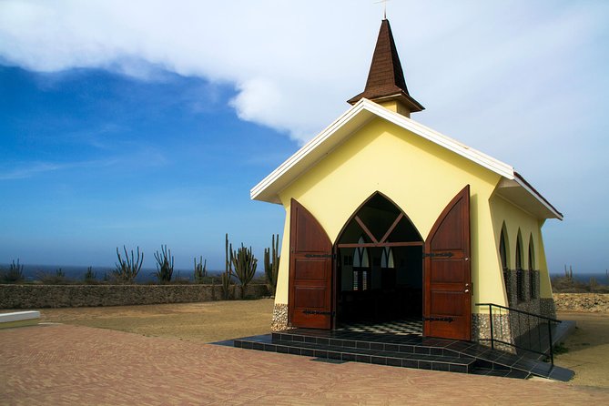 Aruba Sightseeing Tour With Transport - Pickup and Meeting Information