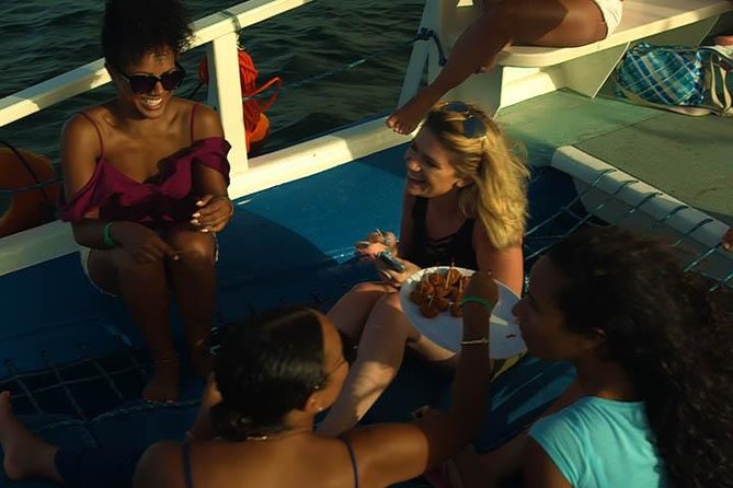 Aruba Sunset Sail Cruise Aboard the Dolphin Catamaran - Overview and Experience