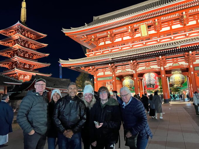 Asakusa Bar Hopping Crawl Tour, Tokyo - Enjoying the Izakaya Street