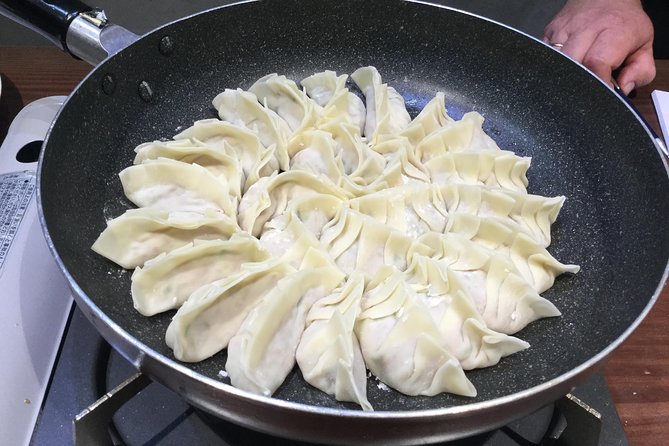 Asakusa Classic Ramen & Crispy Gyoza Cooking Class - Class Duration and Group Size