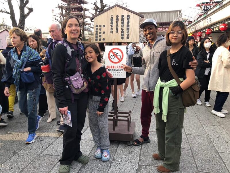Asakusa Food Culture &10 Food Bites With Local Host - Sensō-ji Temple: A Cultural Highlight