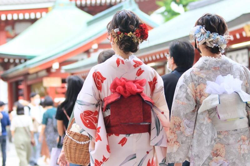 Asakusa Kimono Guided Photoshoot & Taste Sushi, Yakitori - Walking Around Asakusa