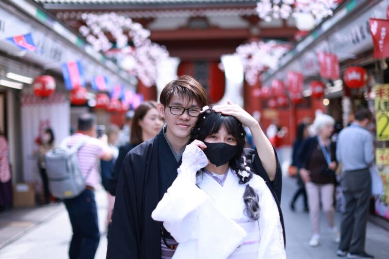 Asakusa: Portrait Tour by Professional Photographer - Explore the Depths of Asakusa