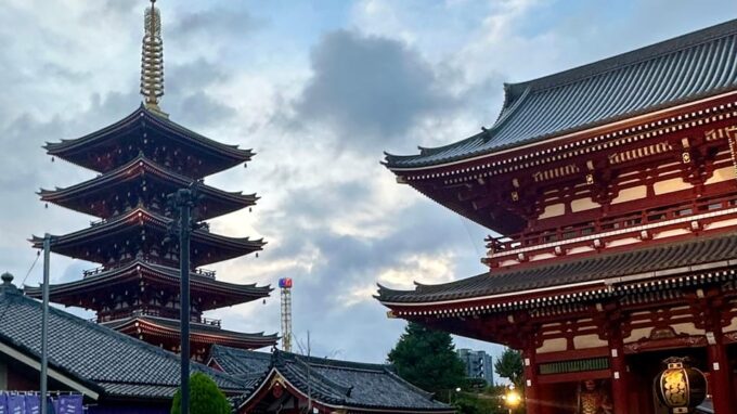 Asakusa: Private Tour ,Sensoji Temple and Sky Tree Tower - Meeting and Pickup