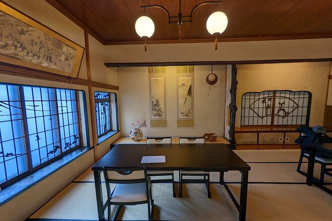 Asakusa: Traditional Exquisite Lunch After History Tour - Headsets for Clear Communication