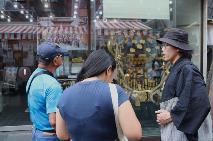 Asakusa Walking Tour With an Experienced Japanese Comedian - Cultural Insights and Interactions