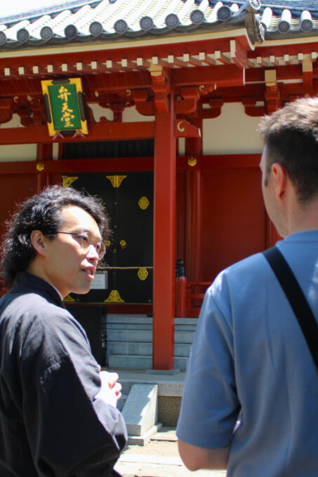 Asakusa Walking Tour With an Experienced Japanese Comedian - Tour Logistics and Cancellation Policy