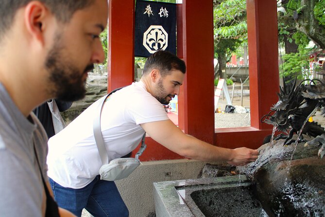 Asakusa Walking Tour With an Experienced Japanese Comedian - Exploring Asakusa Attractions