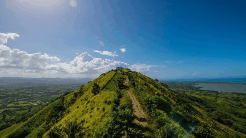 Ascent to the High: Adventure in Montaña Redonda - Awe-Inspiring Views and Activities