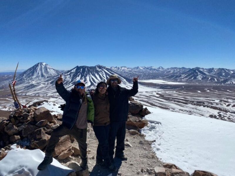 ASCENT TO VOLCANO CERRO TOCO OF 5604masl - Panoramic Views and Exploration