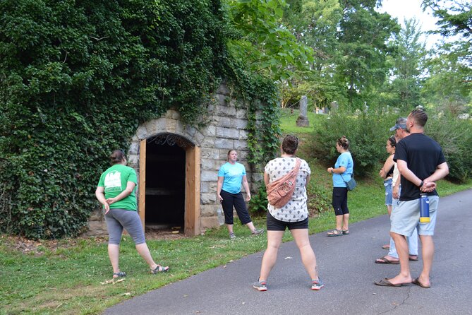 Asheville Ghost Tour: A Walk Through Riverside Cemetery & Montford Neighborhood - Customized Asheville Experiences