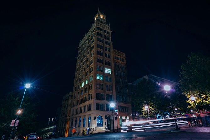 Asheville Terrors Boos and Brews Haunted Pub Crawl - Starting Time and Group Size