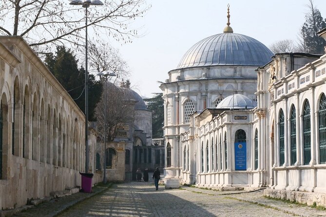 Asian Side of Istanbul: Uskudar and Kadikoy Full Day Tour - Mimar Sinan Bathhouse