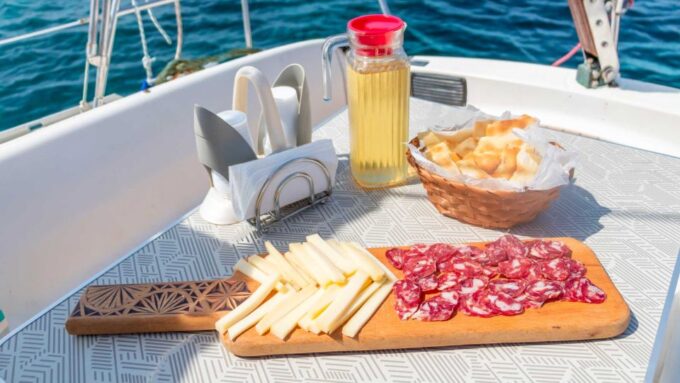 Asinara: Full Day Sailboat Excursion From Stintino - What to Bring and Considerations