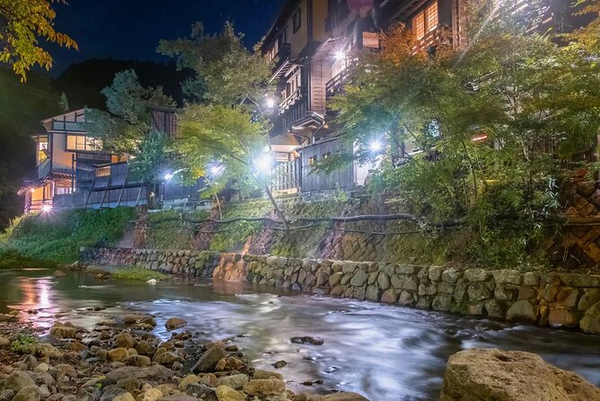 Aso Volcano Kusasenri Shrine and Kurokawa Onsen Tour From Fakuoka - Meeting Details and Accessibility