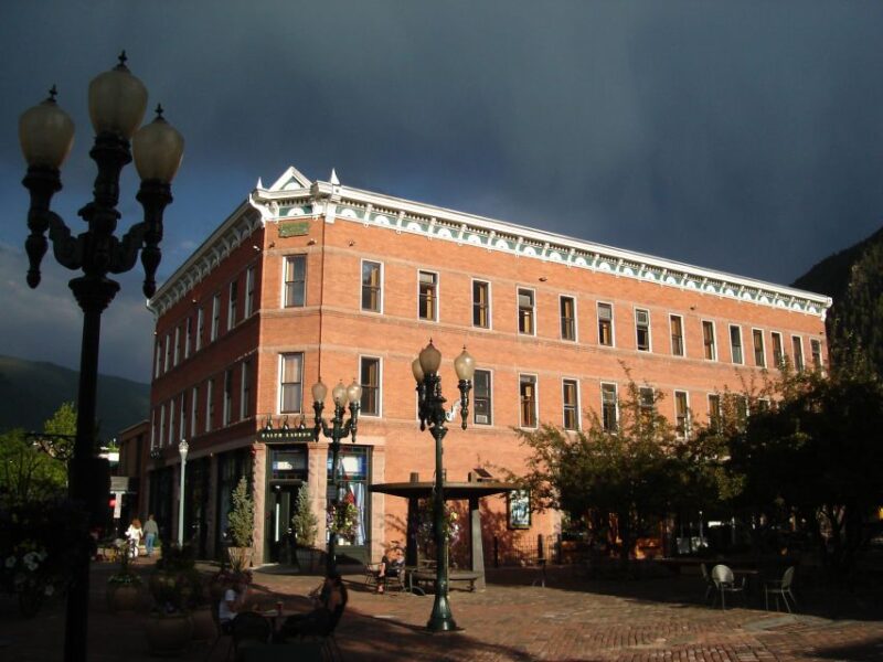 Aspen: Dark History Ghost-Themed Guided Walking Tour - Experience Highlights