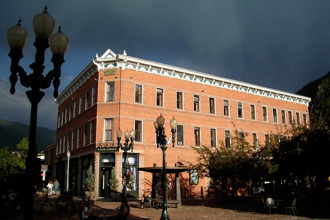 Aspens DarkSide Ghost Tour - A Unique Learning Experience