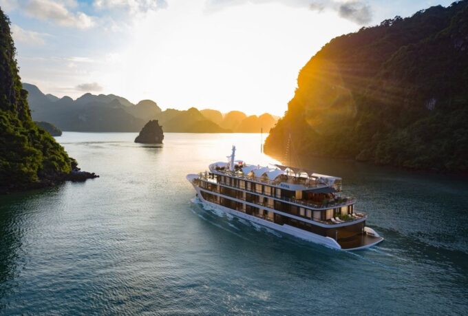 Aspira Cruise: 2D1N Luxury Getaway at Ha Long - Lan Ha Bay - Itinerary: Day 2