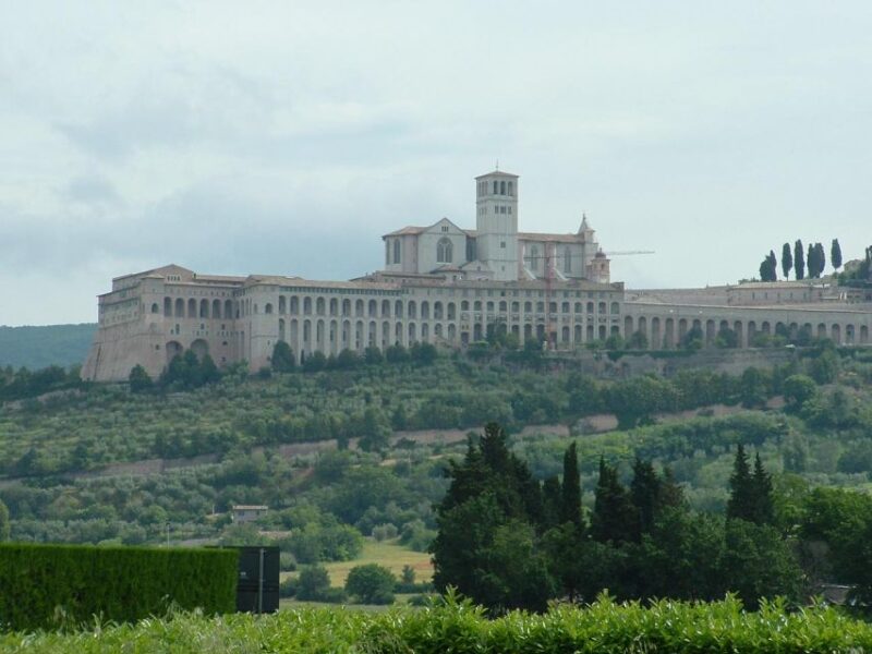 Assisi and Countryside Winery Private Tour From Rome - Transportation Details