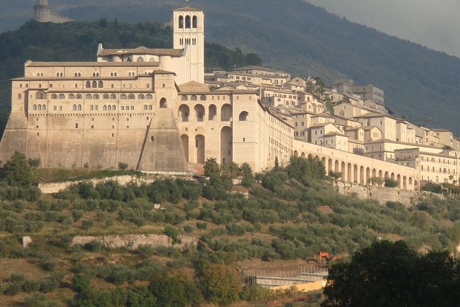 Assisi, City Highlights and Basilica of St. Francis Tour - Exploring Assisis Streets