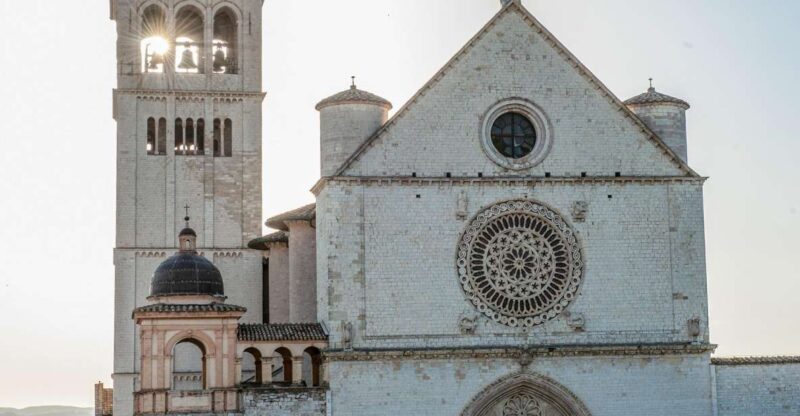 Assisi on the Footsteps of St. Francis and Carlo Acutis - Significance of Key Figures