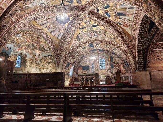 Assisi: Private Guided Tour of the Basilica of Saint Francis - Exploring the Architectural Marvels