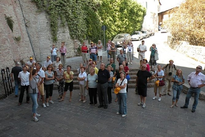 Assisi Private Walking Tour Including St. Francis Basilica - Meeting and Pickup Location