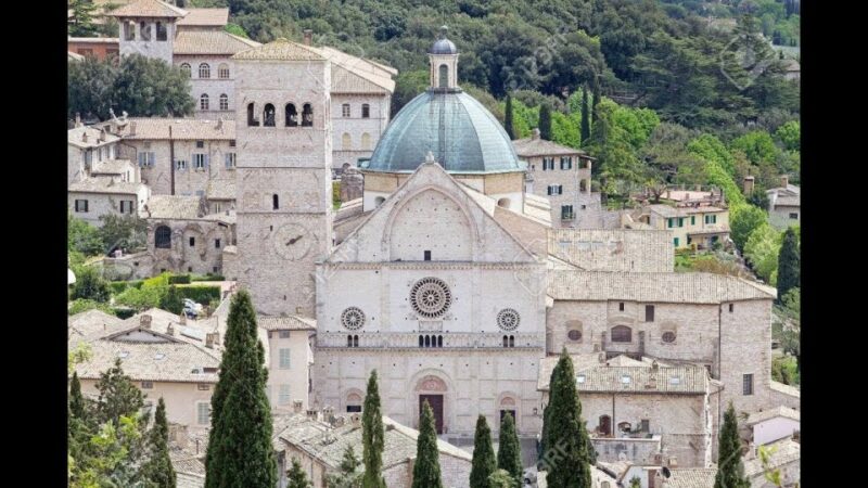 Assisi Rental Vespa 125CC - Full Day - Group Experience and Cancellation