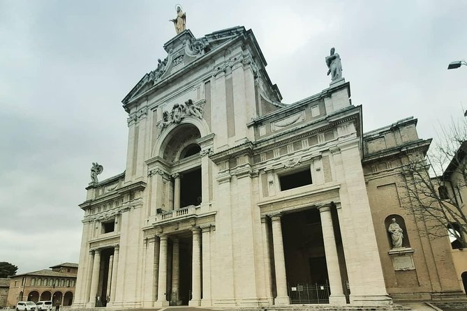 Assisi: the Three Major Basilicas. St. Francis, St. Clare and Porziuncola Chapel - Porziuncola Chapel
