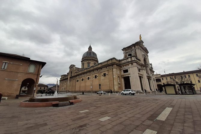 Assisi: the Three Major Basilicas. St. Francis, St. Clare and Porziuncola Chapel - Pricing and Booking