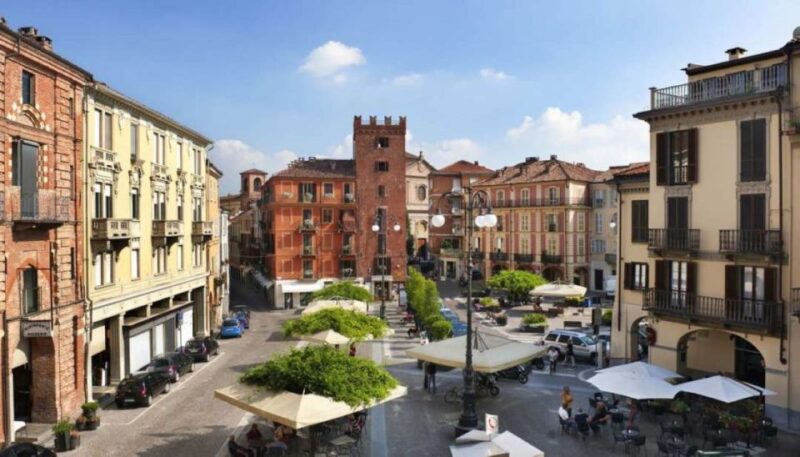 Asti: Taste Local Delicacies & Sample Wines on a Guided Tour - Exploring the Jewish Ghetto