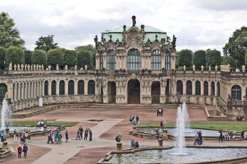 Astonishing Dresden - Guided Walking Tour - Cultural and Historical Insights