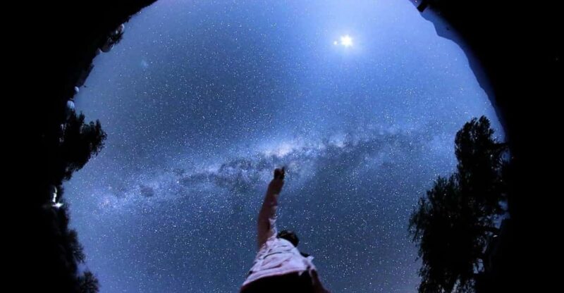 AstroTour: Stargazing, Telescopes, Free Picture and Snacks - Inclusions