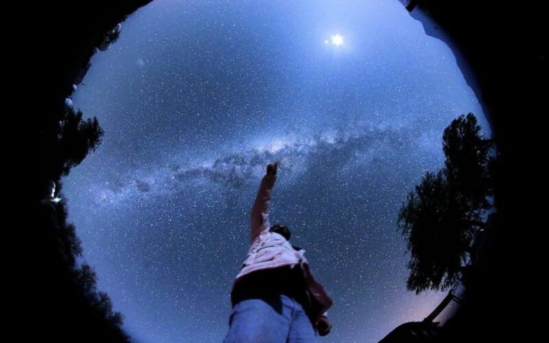 AstroTour: Stargazing, Telescopes, Free Picture and Snacks - Booking Information