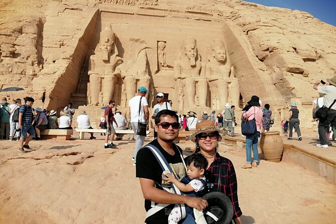 Aswan : Full-Day Private Guided Tour to Abu Simbel Temples - Experiencing the Tour